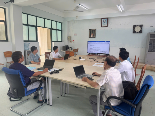 Xét duyệt thuyết minh đề tài nghiên cứu khoa học cấp trường 