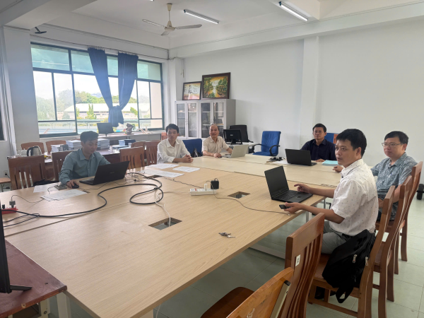 Xét duyệt thuyết minh đề tài nghiên cứu khoa học cấp trường 