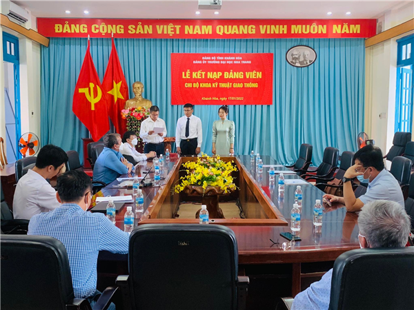 LỄ KẾT NẠP ĐẢNG VIÊN MỚI NĂM 2022