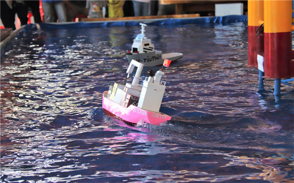 Sôi nổi các hoạt động tại “Câu lạc bộ chuyên ngành” lần 3 của Khoa Kỹ thuật Giao thông