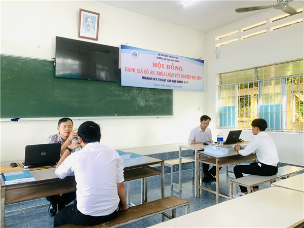 TỔ CHỨC HỘI ĐỒNG ĐÁNH GIÁ ĐỒ ÁN, KHOÁ LUẬN TỐT NGHIỆP ĐẠI HỌC CHO SINH VIÊN KHÓA 60 NĂM 2022