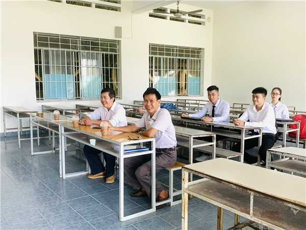 TỔ CHỨC HỘI ĐỒNG ĐÁNH GIÁ ĐỒ ÁN, KHOÁ LUẬN TỐT NGHIỆP ĐẠI HỌC CHO SINH VIÊN KHÓA 60 NĂM 2022