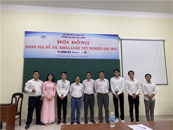 TỔ CHỨC HỘI ĐỒNG ĐÁNH GIÁ ĐỒ ÁN, KHOÁ LUẬN TỐT NGHIỆP ĐẠI HỌC CHO SINH VIÊN KHÓA 60 NĂM 2022