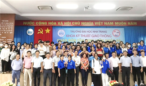 Khoa Kỹ thuật Giao thông - NTU hân hoan chào đón Tân sinh viên K64