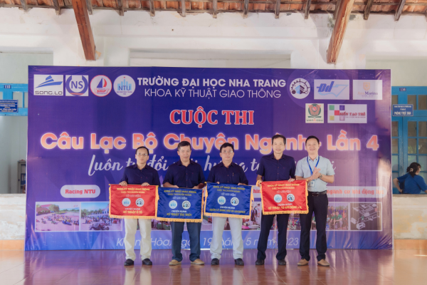 Những sân chơi khoa học bổ ích tại Khoa Kỹ thuật Giao thông