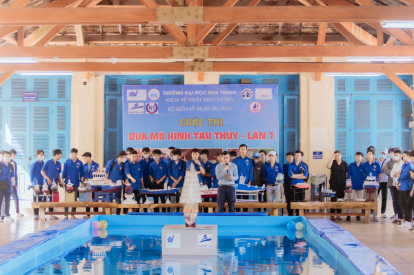 Những sân chơi khoa học bổ ích tại Khoa Kỹ thuật Giao thông