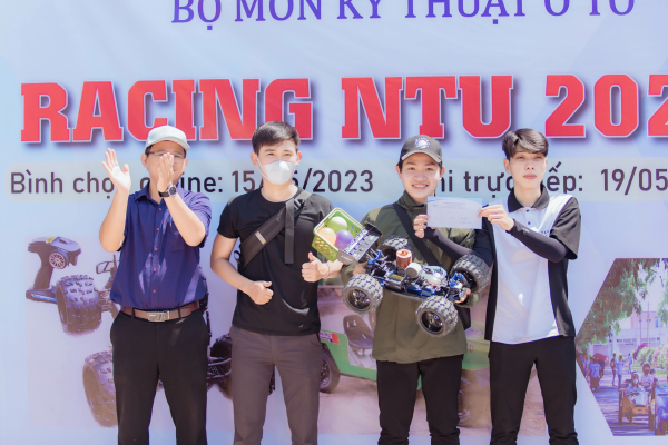 Những sân chơi khoa học bổ ích tại Khoa Kỹ thuật Giao thông