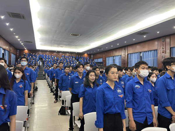 Chào cờ đầu năm Khoa Kỹ thuật Giao thông 23/10/2023