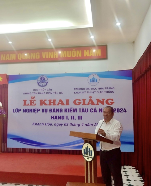 KHAI GIẢNG LỚP BỒI DƯỠNG NGHIỆP VỤ ĐĂNG KIỂM VIÊN TÀU CÁ 2024 