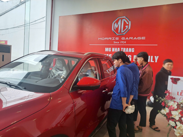 THAM QUAN TRẢI NGHIỆM THỰC TẾ NGÀNH KỸ THUẬT Ô TÔ