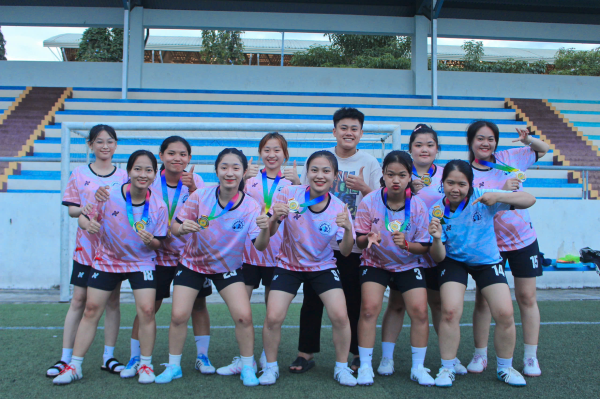 TỔNG KẾT GIẢI BÓNG ĐÁ NAM - NỮ THÁNG THANH NIÊN 2025