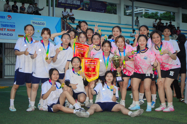 TỔNG KẾT GIẢI BÓNG ĐÁ NAM - NỮ THÁNG THANH NIÊN 2025
