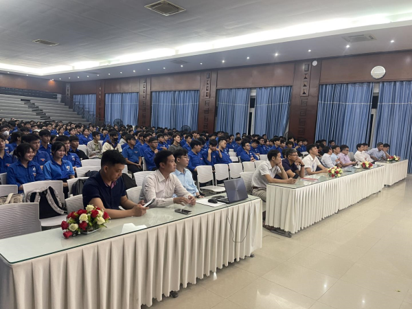 Chào mừng tân sinh viên K67 - Khoa Kỹ thuật Giao thông